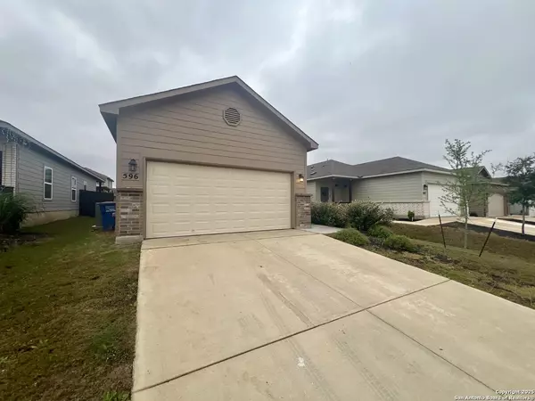 New Braunfels, TX 78130,596 Jennifer Way