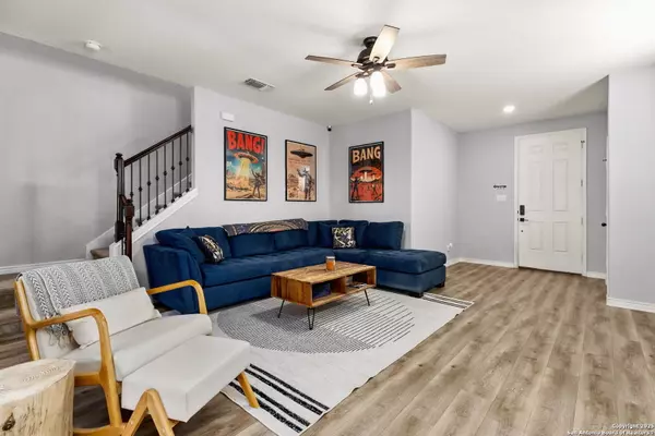 New Braunfels, TX 78130,2003 Shire Meadows