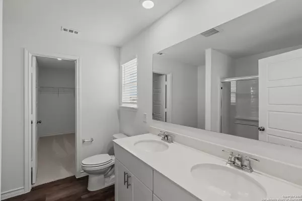 San Antonio, TX 78254,12011 Mutton Busting Drive