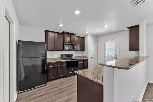 San Antonio, TX 78222,6122 Lakefront