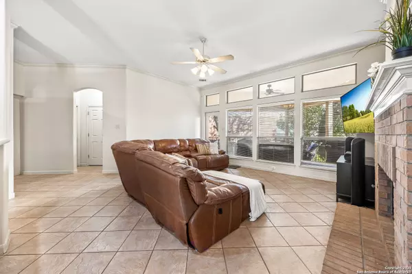 San Antonio, TX 78260,318 Legend Brz