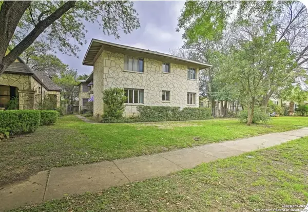 217 Lullwood UNIT 3, San Antonio, TX 78212