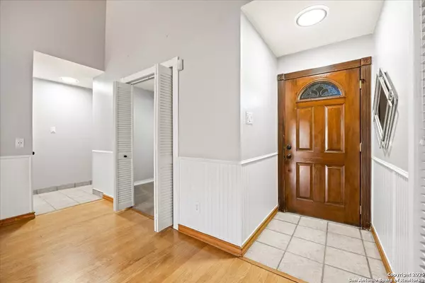 San Antonio, TX 78250,9308 Dover Rdg