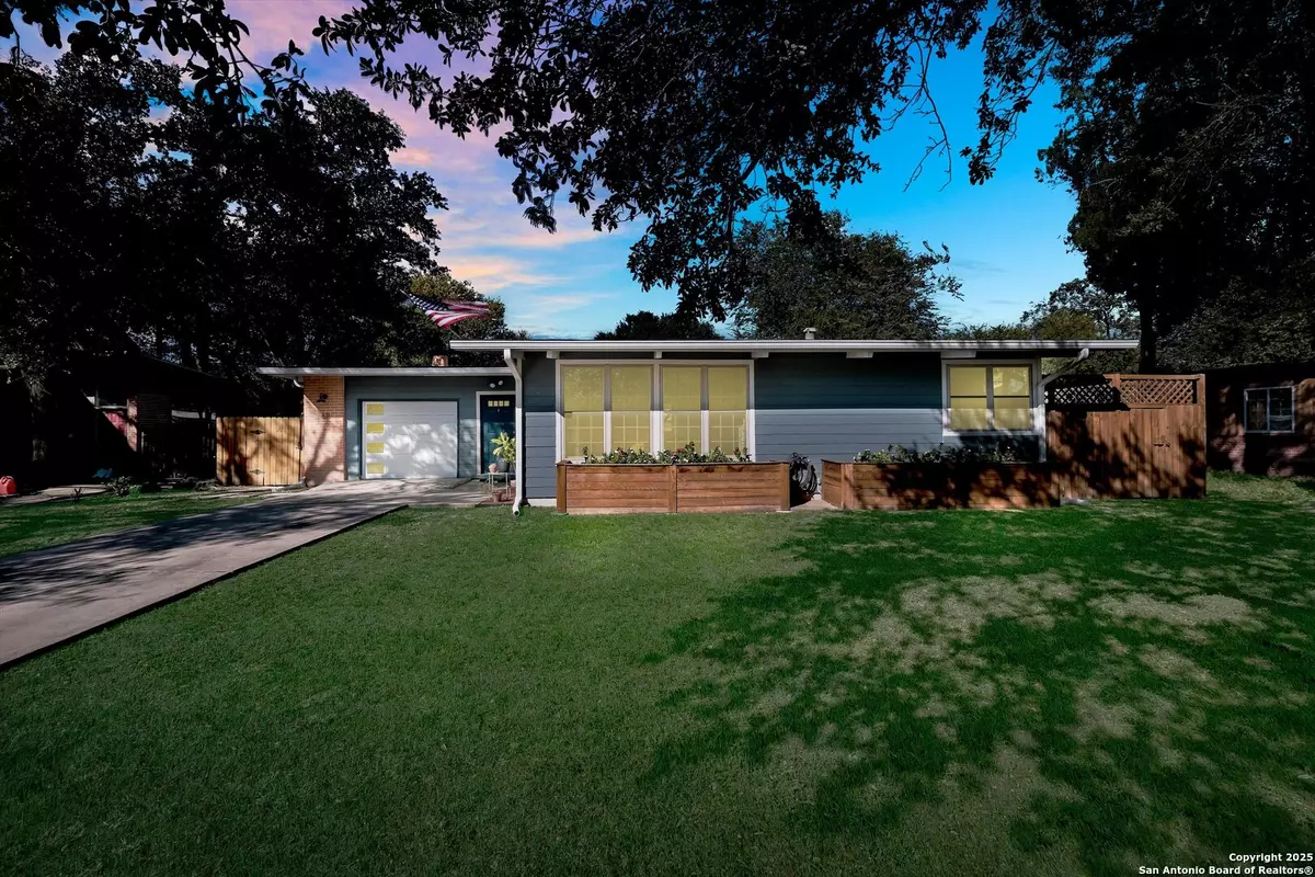 San Antonio, TX 78209,611 Brightwood