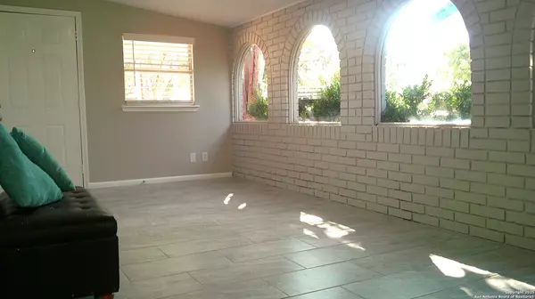 San Antonio, TX 78223,271 Hatcher