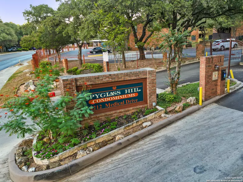4212 MEDICAL DR UNIT 401, San Antonio, TX 78229-5388