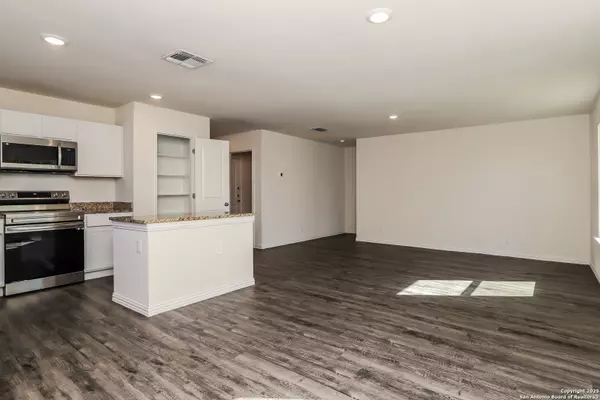 San Antonio, TX 78214,1622 Saenz