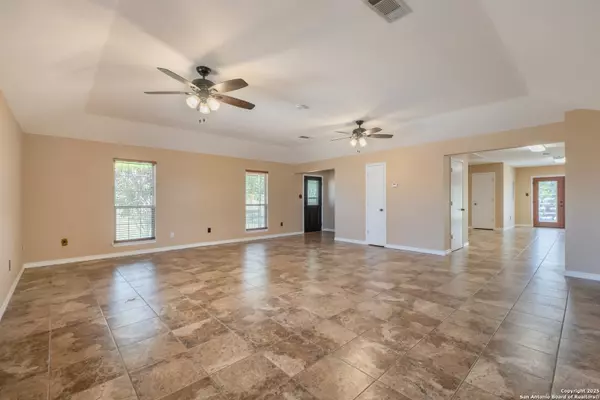 Seguin, TX 78155,9920 Fm 1101