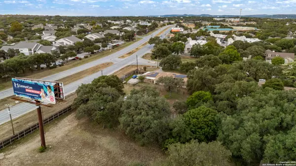 San Antonio, TX 78240,8390 Verde