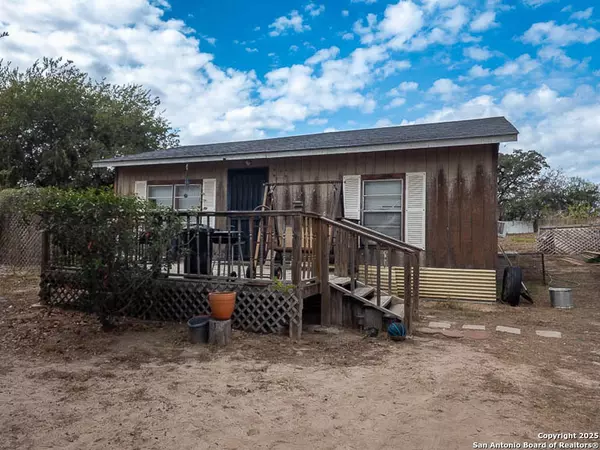 Poteet, TX 78065,343 Bocawood Dr