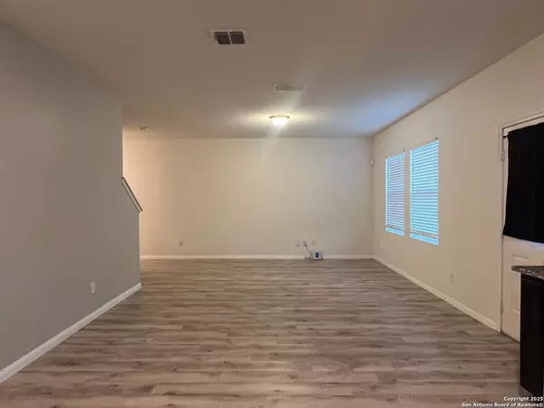 Converse, TX 78109,5410 Rue Girard