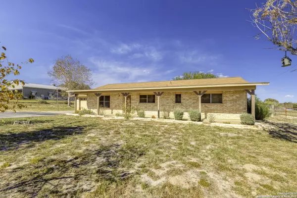 Adkins, TX 78101,171 Big Oak Drive