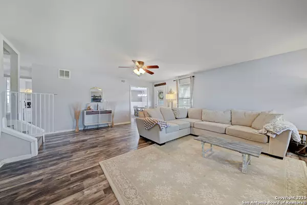 Seguin, TX 78155,1510 Timmermann