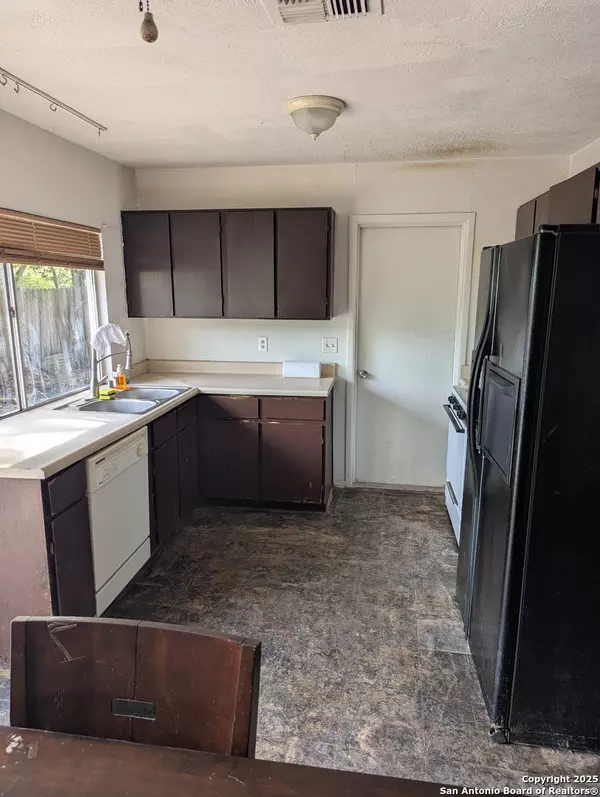 San Antonio, TX 78239,7146 Glen Grove