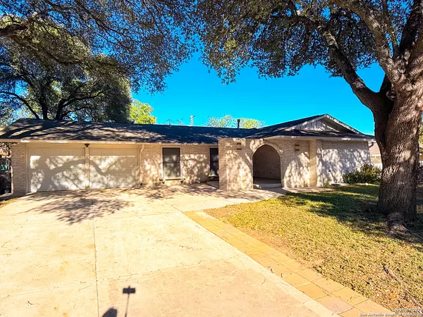 San Antonio, TX 78230,10402 Redlawn