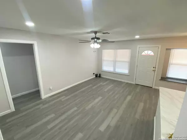 San Antonio, TX 78242,5526 Ghost Hawk