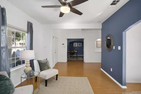 San Antonio, TX 78247,4454 Amandas Cv