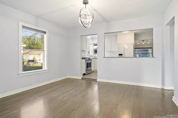 San Antonio, TX 78201,2375 W Mulberry Ave