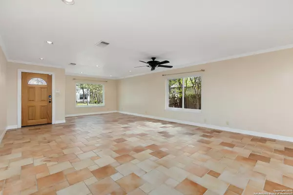 San Antonio, TX 78231,14128 Emerald Hill