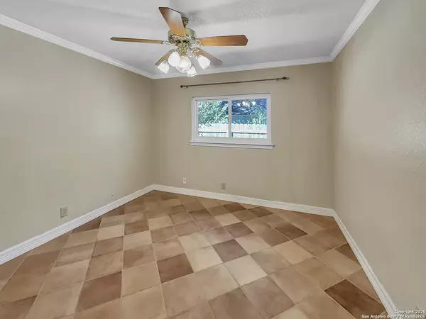 San Antonio, TX 78231,14128 Emerald Hill