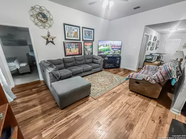 San Antonio, TX 78222,6223 Still Meadow