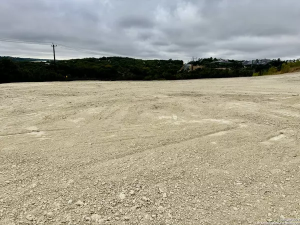 San Antonio, TX 78255,9508 Lenox Hill