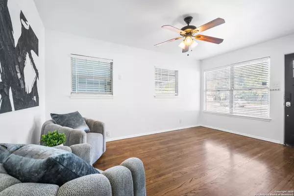 San Antonio, TX 78213,230 Dresden