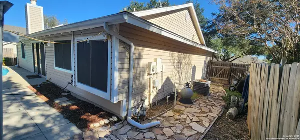 San Antonio, TX 78233,6907 Raintree