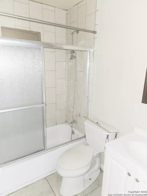 San Antonio, TX 78224,2806 Ferncircle