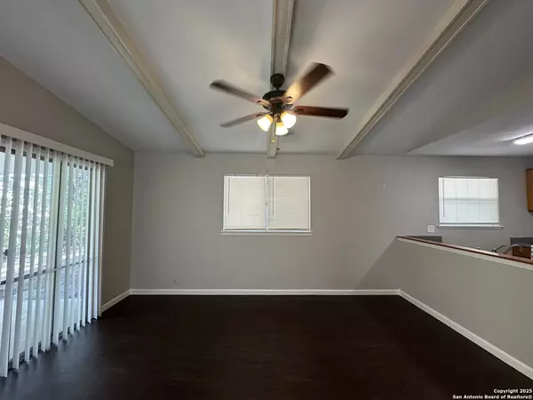 San Antonio, TX 78218-3820,5127 VILLAGE GREEN