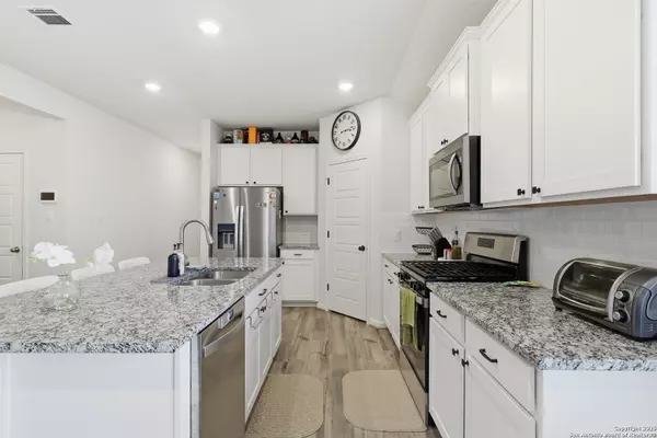 San Antonio, TX 78245,1308 Lydian Broom