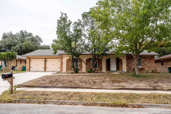 123 Granada, Universal City, TX 78148