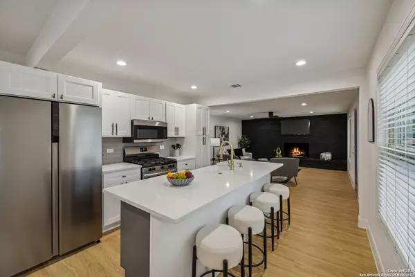 San Antonio, TX 78237,2918 Hatton