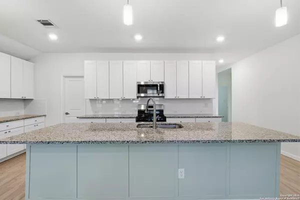 San Antonio, TX 78252,6923 Arid Way