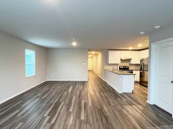 New Braunfels, TX 78130,1919 Fieldfare