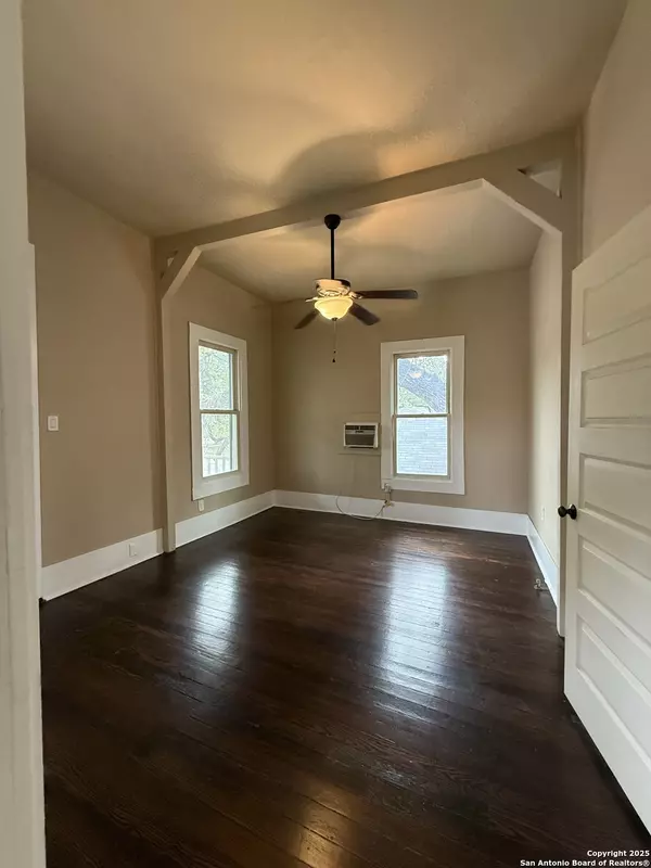 San Antonio, TX 78209,210 Eleanor UNIT 3