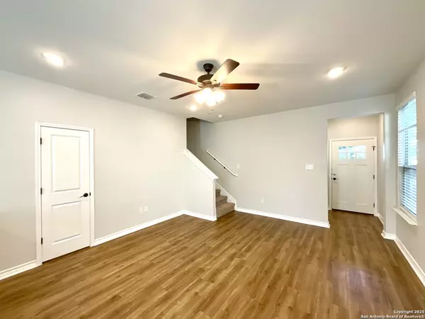 San Antonio, TX 78245,10346 Lynwood UNIT 102