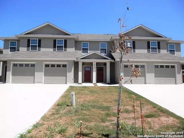 6315 Melanzane Ave UNIT 2, San Antonio, TX 78233