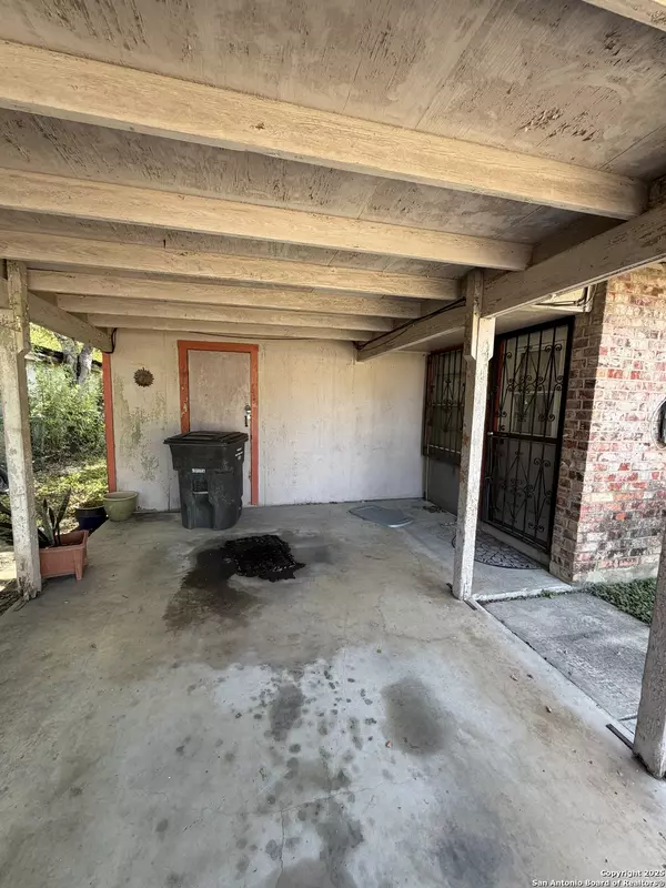 San Antonio, TX 78237,3942 Spear