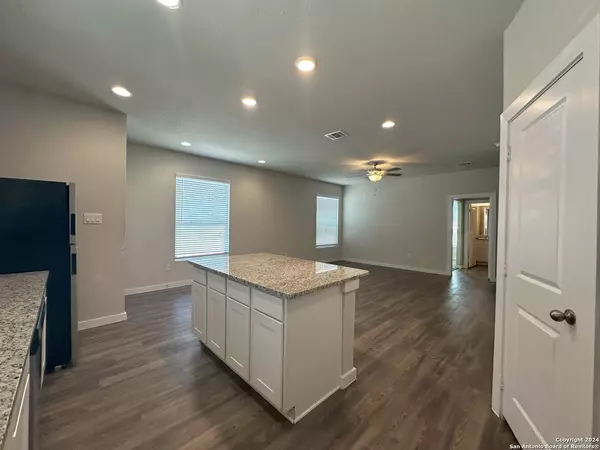 San Antonio, TX 78249,13347 Rowdy Cove UNIT 102