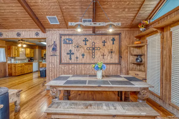 Concan, TX 78838,186 Cat Claw Mtn