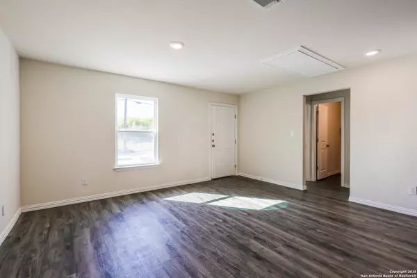 Seguin, TX 78155,528 new braunfels