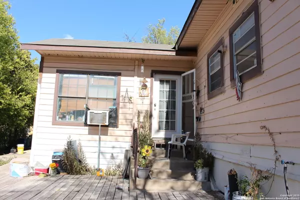 San Antonio, TX 78228,502 Shadwell