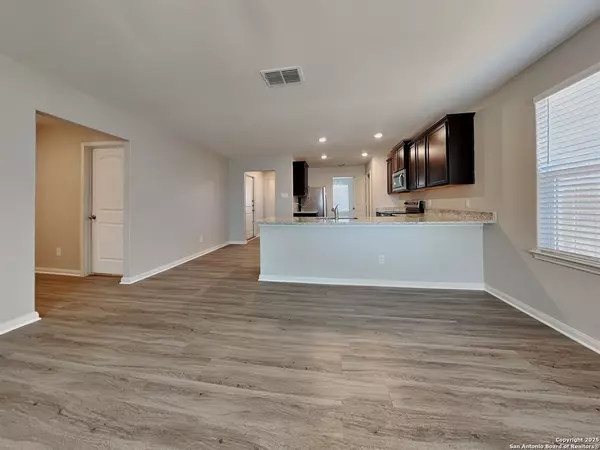 Converse, TX 78109,2918 Gastonian