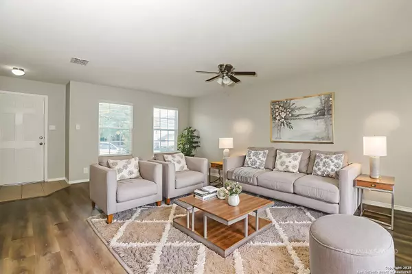 San Antonio, TX 78245,1442 Frio run