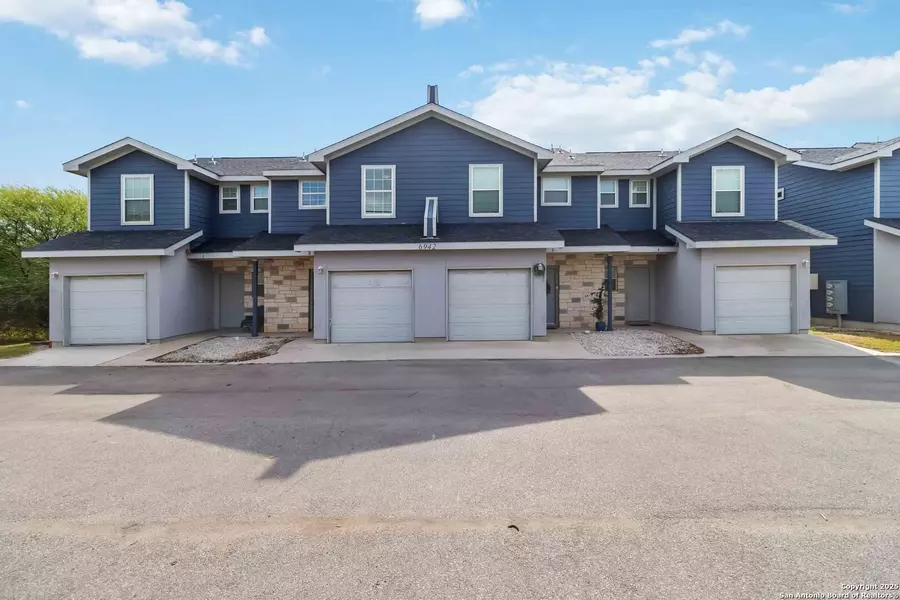 6942 Crestway Rd, San Antonio, TX 78239