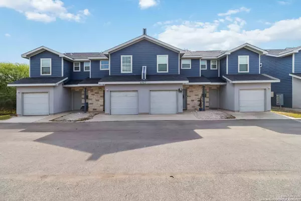 6942 Crestway Rd, San Antonio, TX 78239