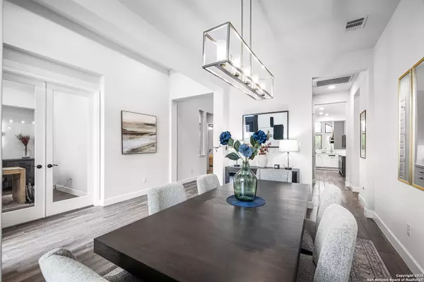 New Braunfels, TX 78132,358 Bridle Trail