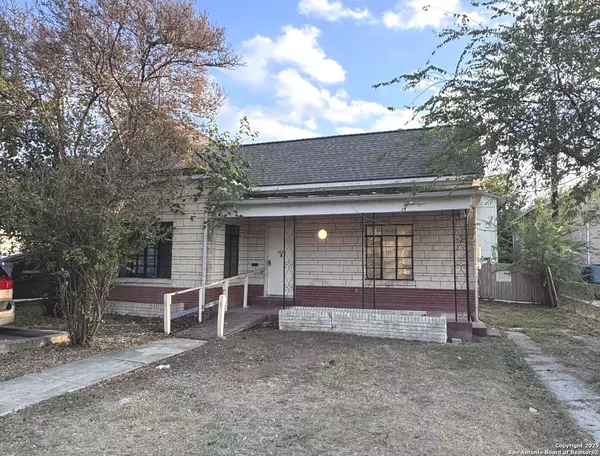 1634 W Woodlawn UNIT 1, San Antonio, TX 78201