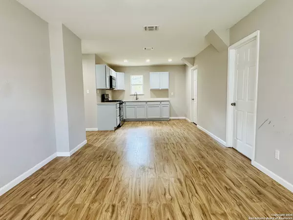 San Antonio, TX 78220,418 Fargo